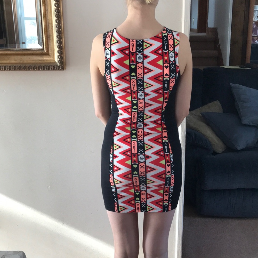 Funky party dress - Picture 4 of 4